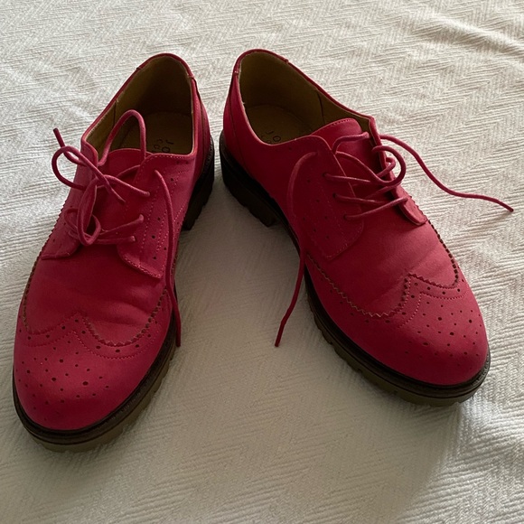 🩷HOT PINK🩷 Suede Oxfords/Wing Tips 
from JOURNEE COLLECTION - Picture 2 of 7